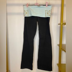 PINK Victoria’s Secret Flare Yoga Pants